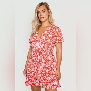 Boohoo Plus Coral Red PLUS WOVEN FLORAL RUFFLE SUN DRESS